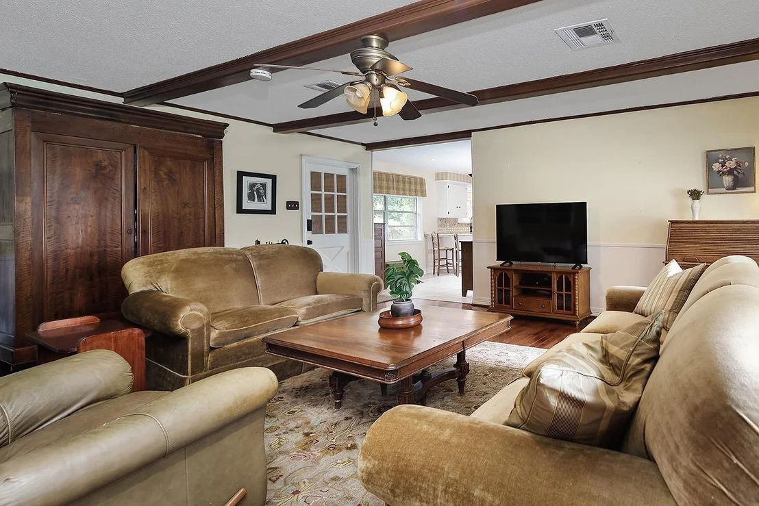 Photo of 2403 Micliff
