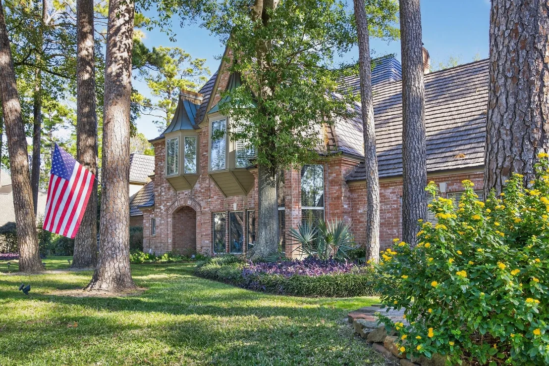 Photo of 8807 Chelmsford Lane