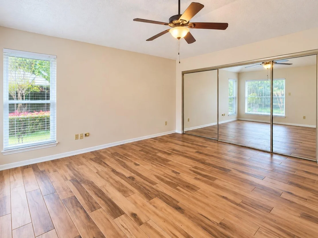 Photo of 15823 Oak Mountain Drive