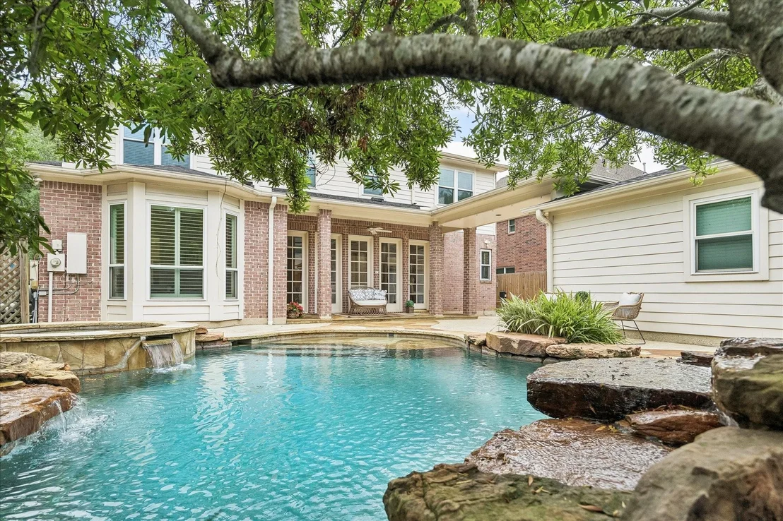 Photo of 1114 Colonial Street