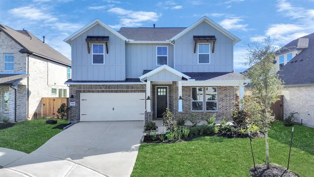 Photo of 7206 Swinging Oak Circle