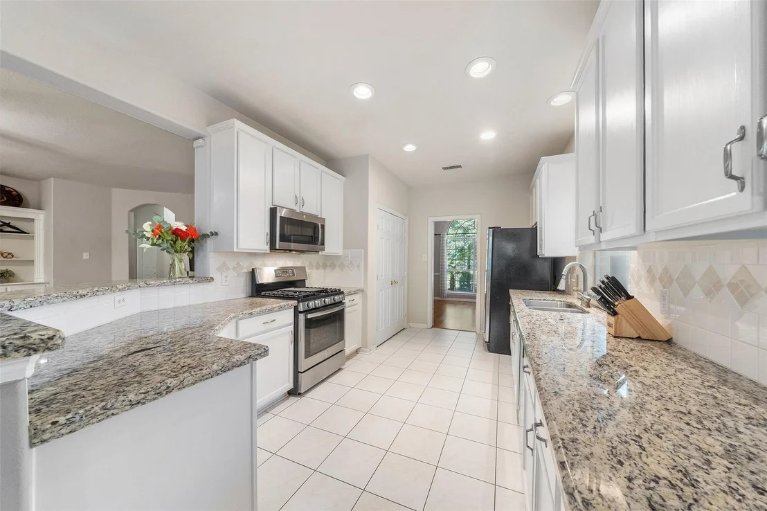 Photo of 18 Hidden Meadow Drive