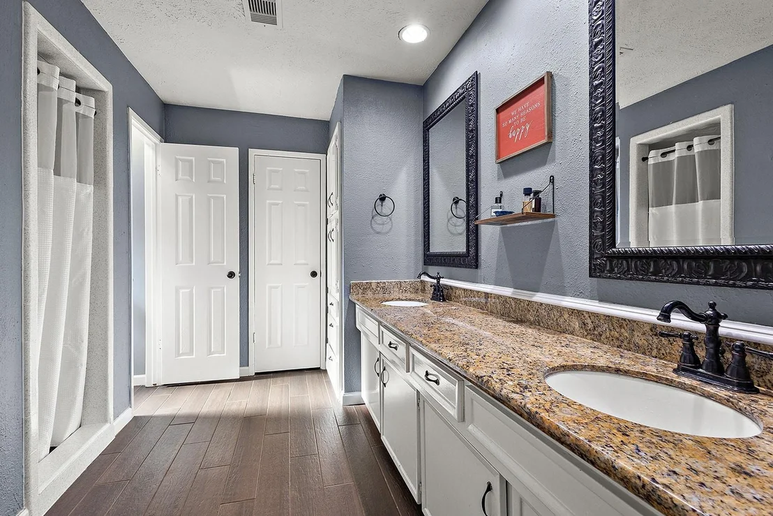 Photo of 21331 Park Bluff Drive