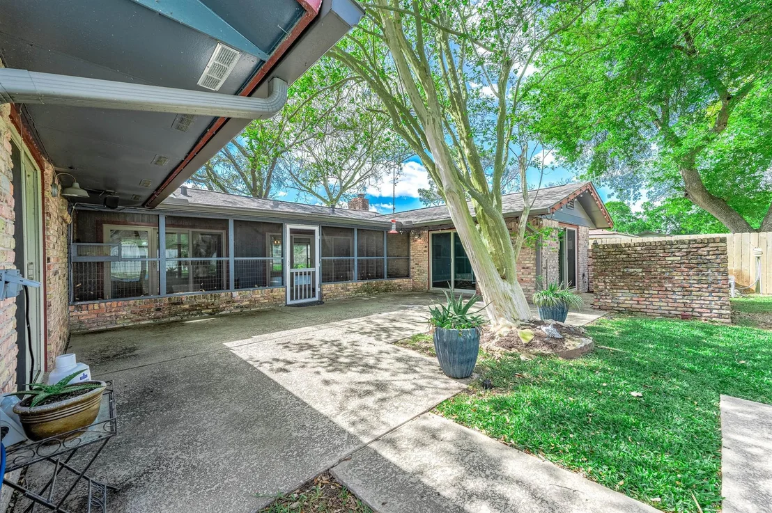 Photo of 1411 Richvale Lane