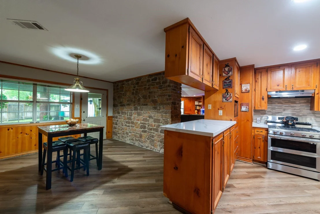 Photo of 330 N 4th Street