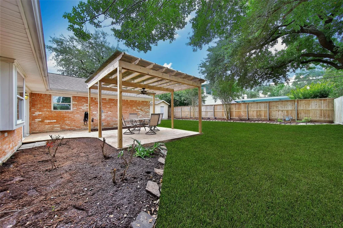 Photo of 995 Curtin Street