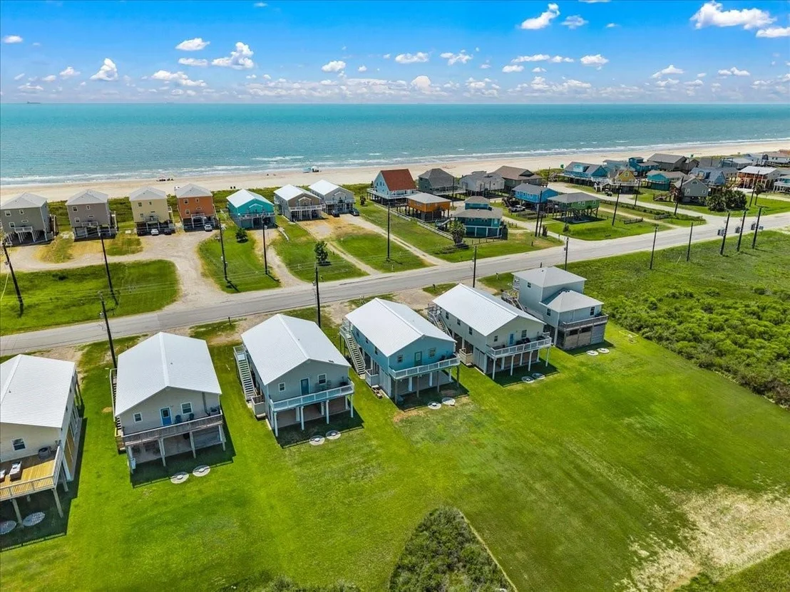 Photo of 2927 Blue Water Highway