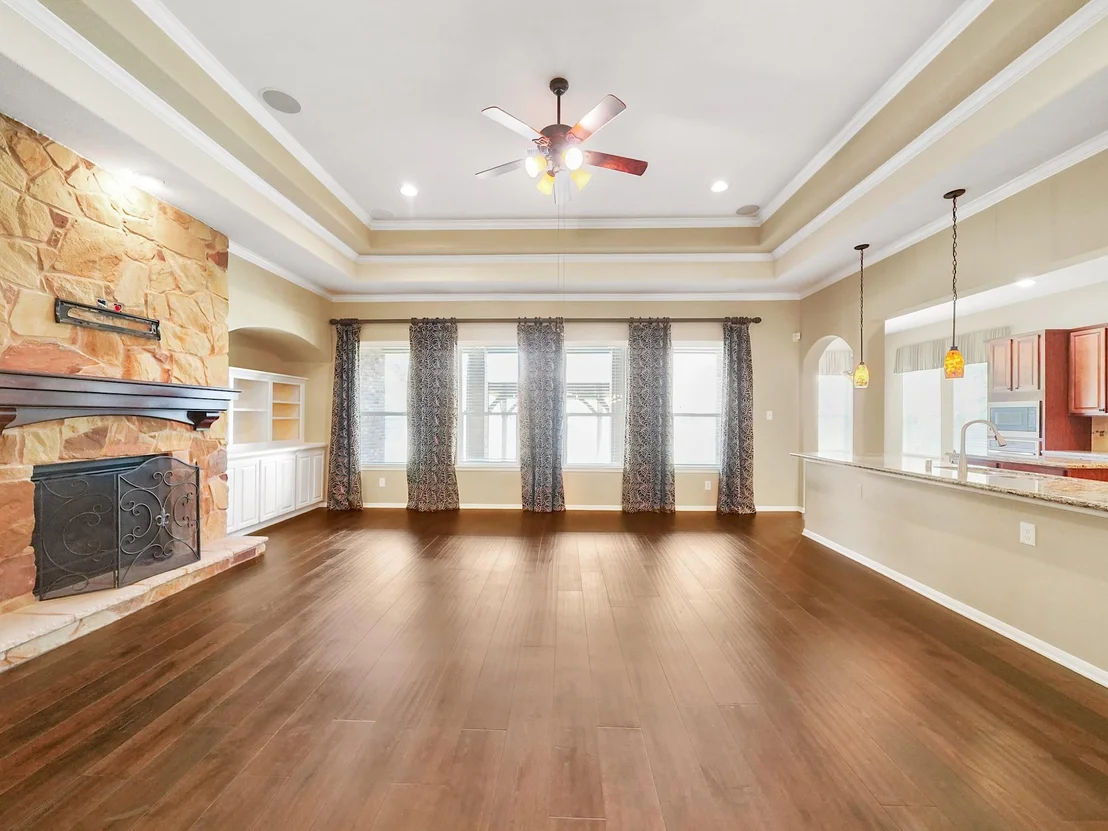 Photo of 22635 Pineleigh Court