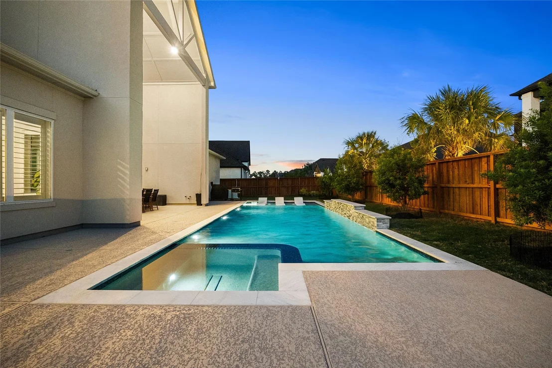 Photo of 4114 Pleasant Ridge Drive