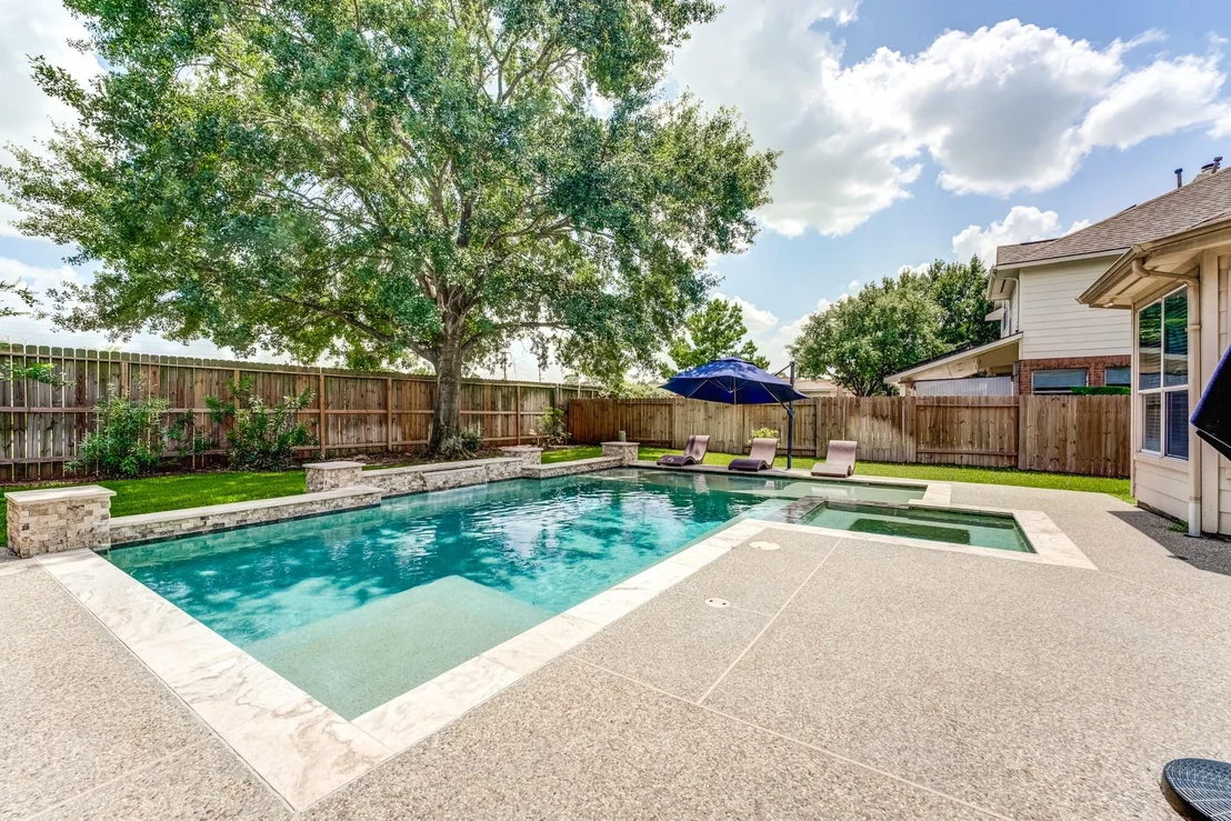 Photo of 10407 Middlerose Lane