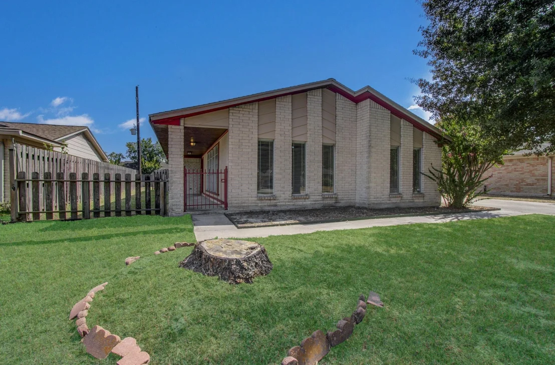 Photo of 10215 Windriver Drive