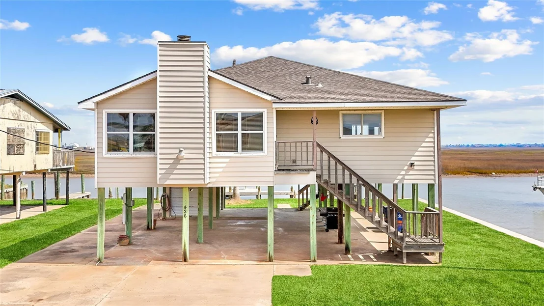 Photo of 426 Shark Lane