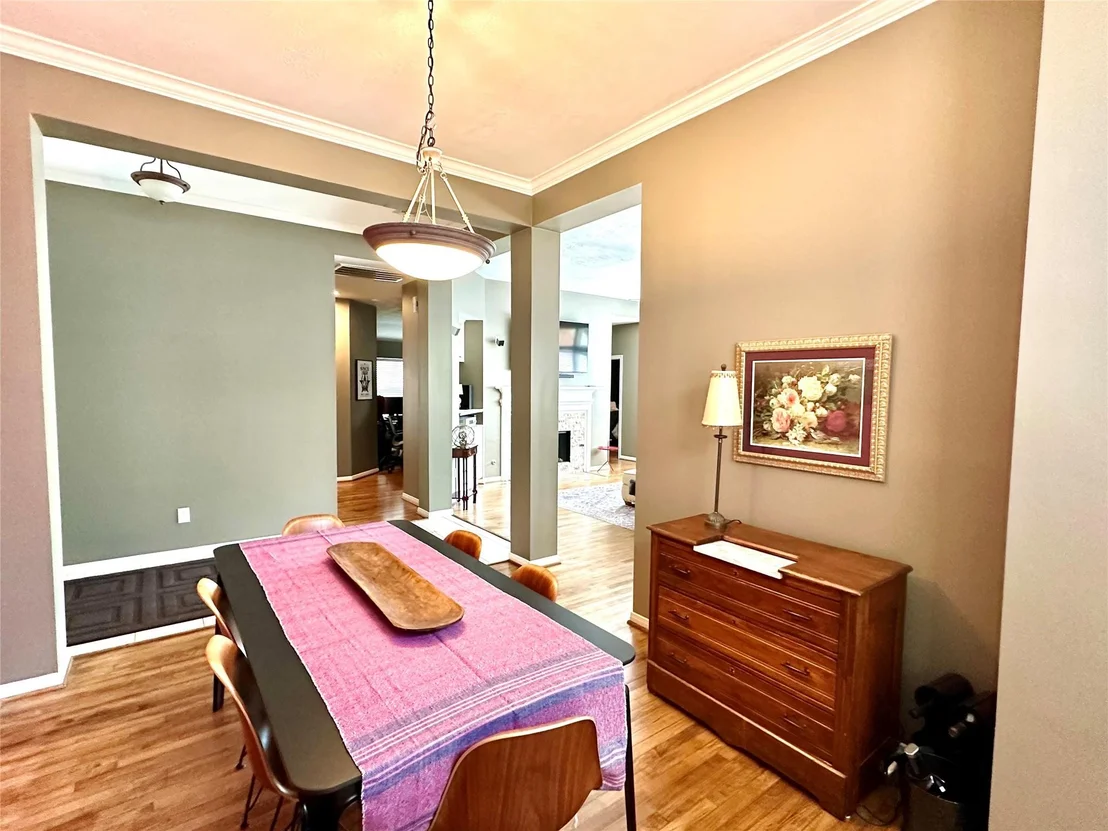Photo of 8910 Everhart Lane