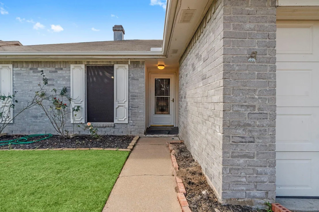 Photo of 18703 Lippizaner Drive