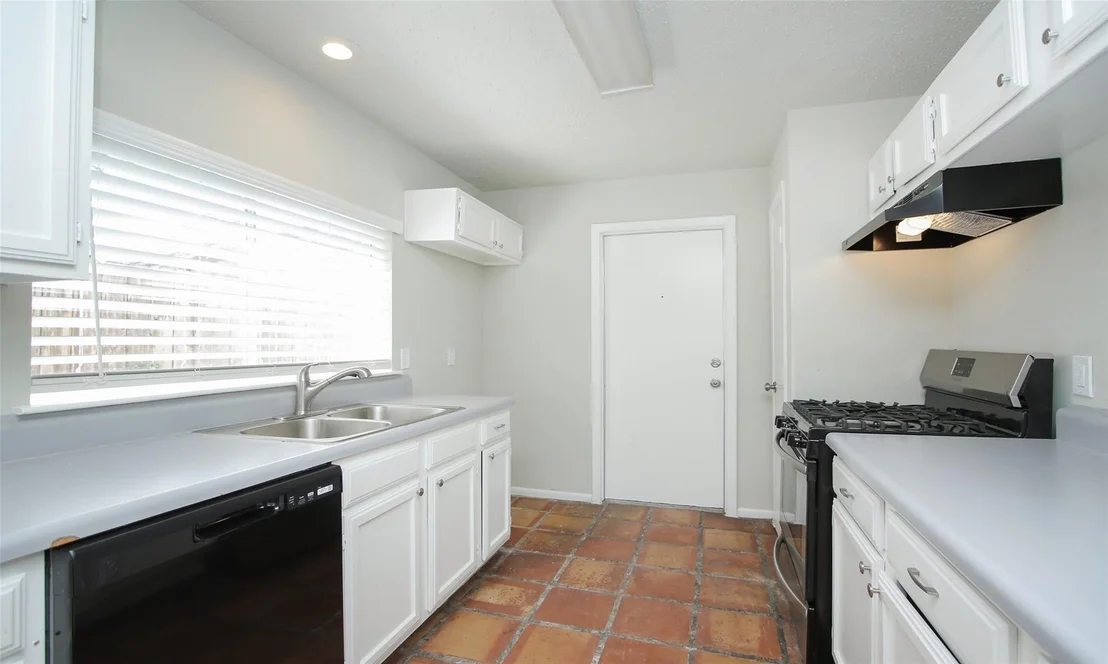 Photo of 13303 Hampton Falls Drive