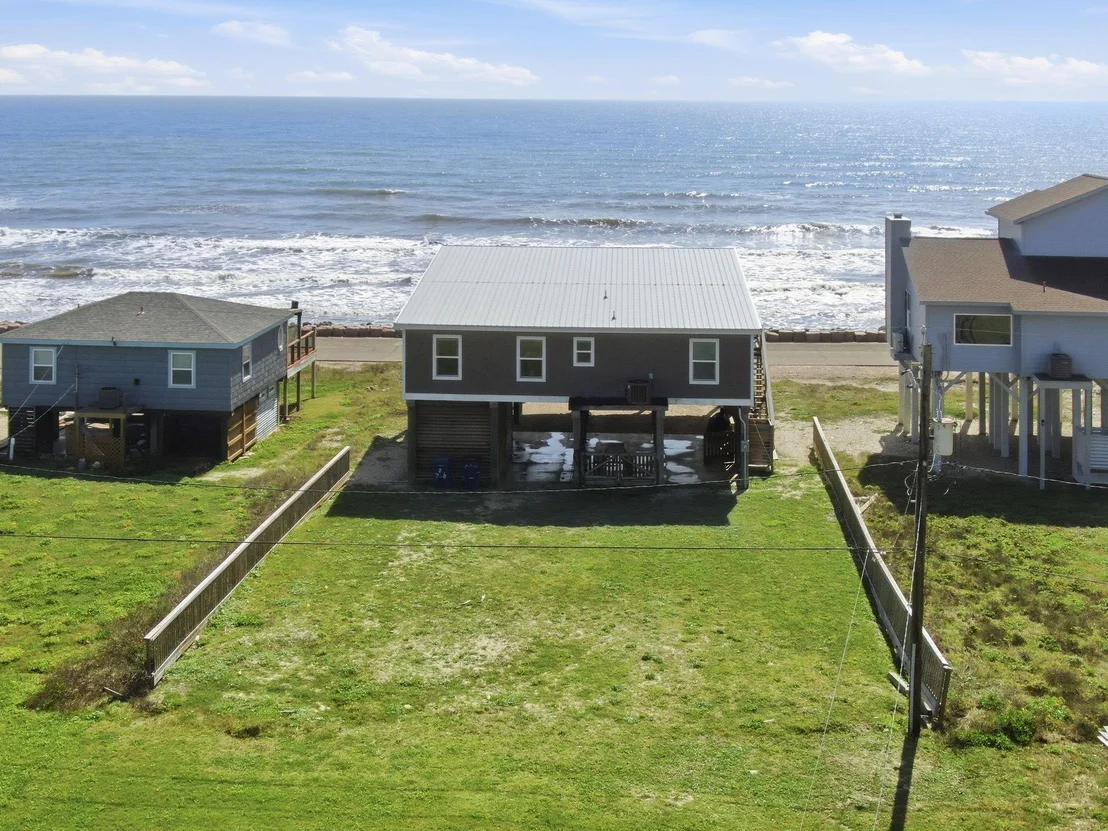 Photo of 706 Beach Drive