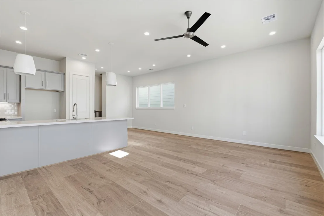 Photo of 3903 Willowbend Point Drive