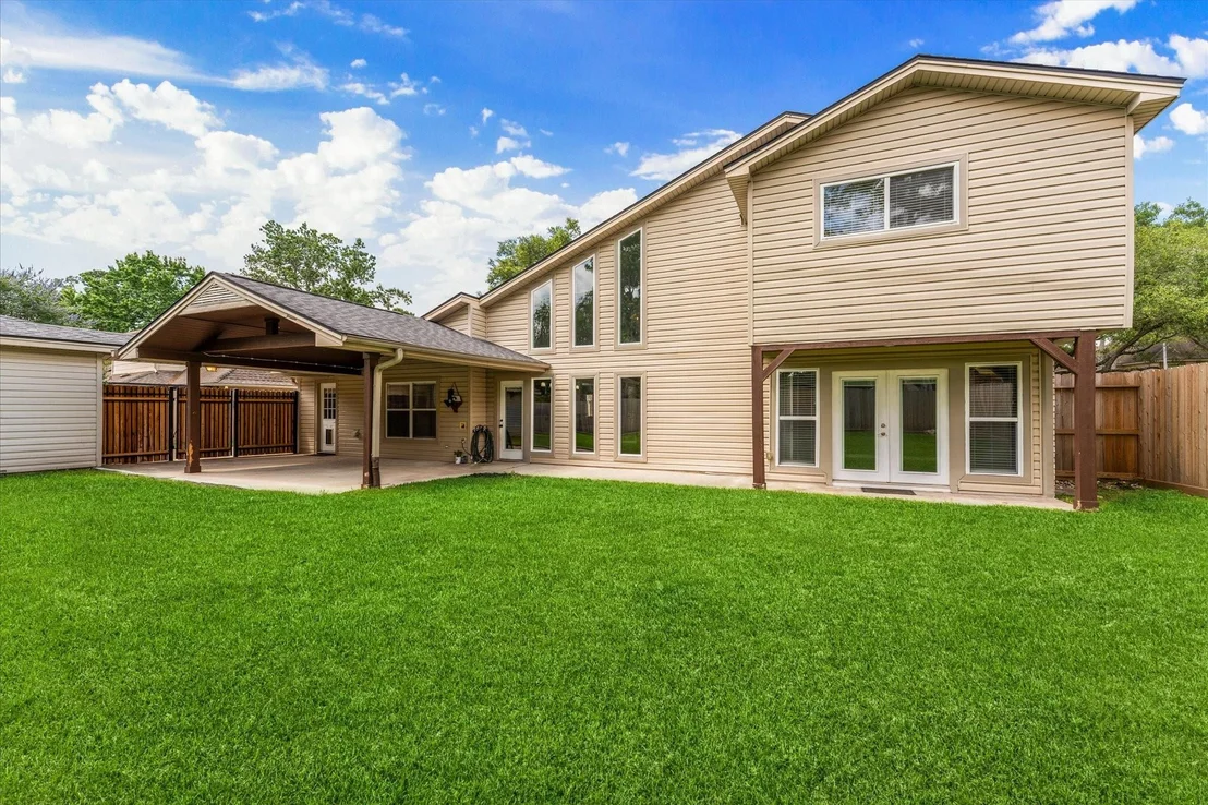 Photo of 11607 Leaning Pine Drive