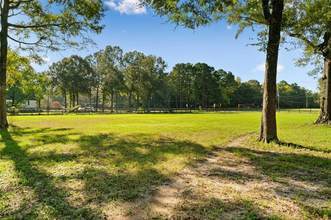 Photo of 28907 Valley Commons Drive
