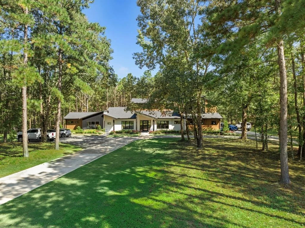 Photo of 16605 Retreat Road
