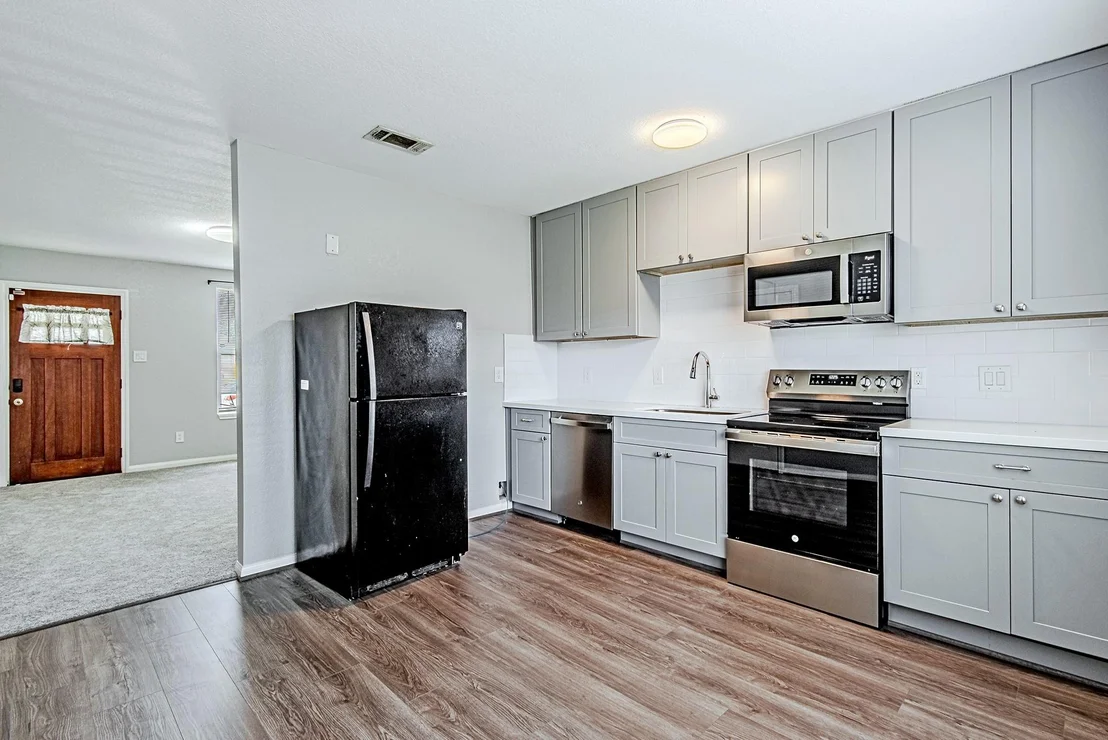 Photo of 2208 Camille Street