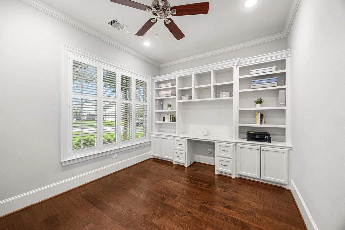 Photo of 1355 Chippendale Road