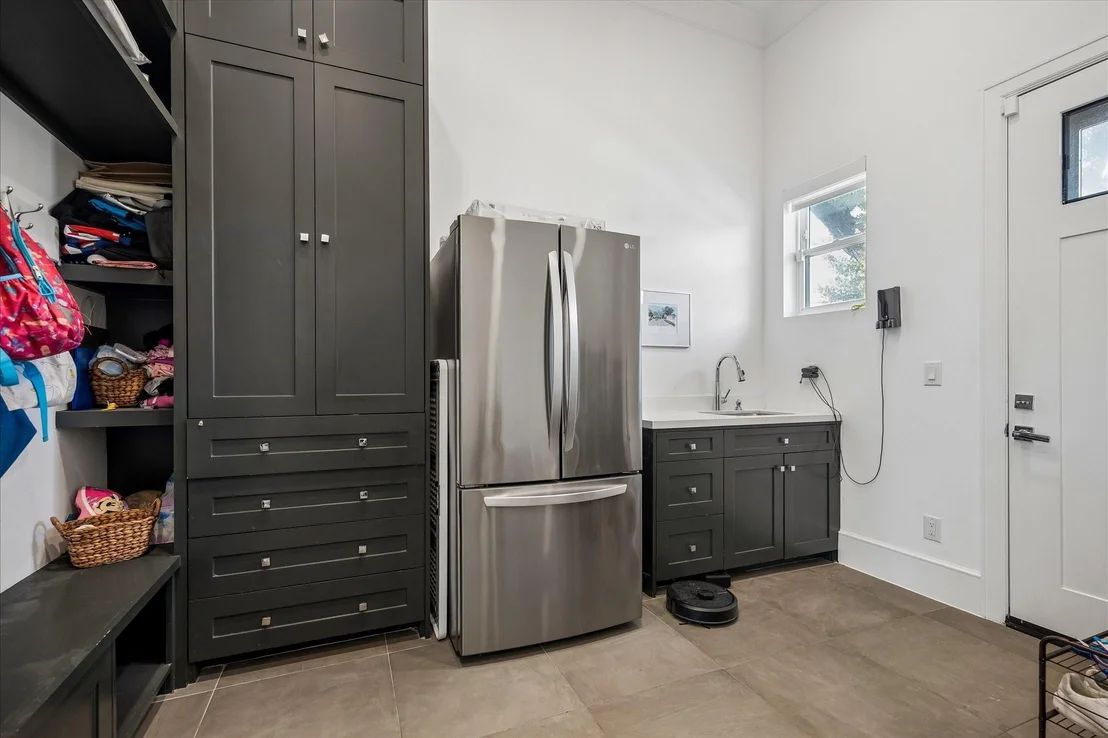 Photo of 4951 Valkeith Drive