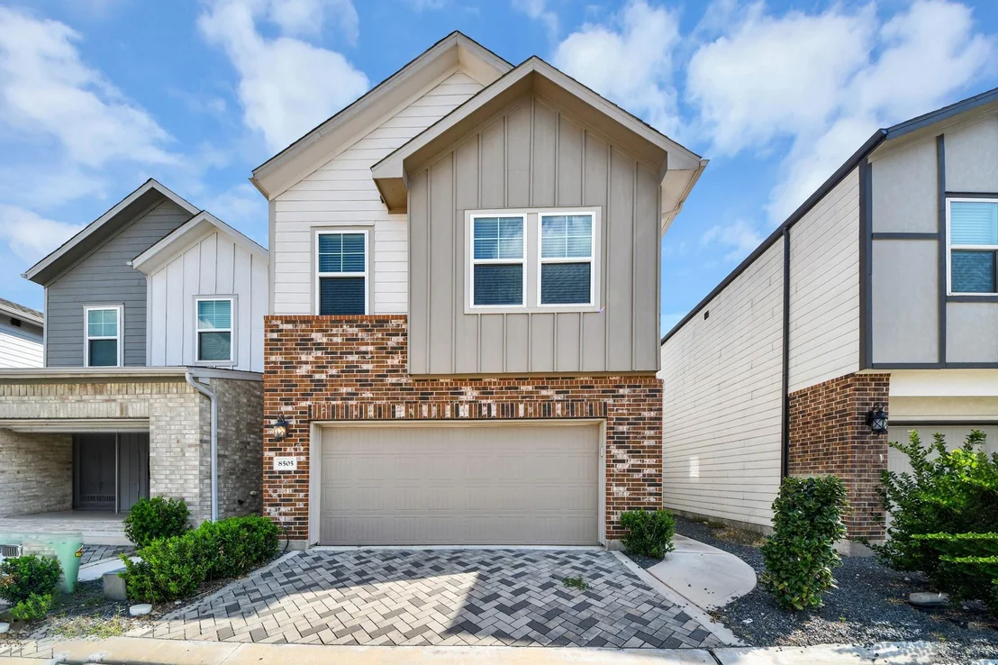 Photo of 8505 Rising Stream Drive