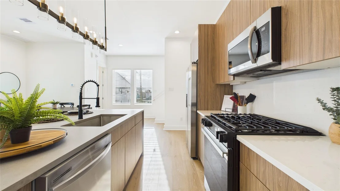 Photo of 2424 Freeman Street