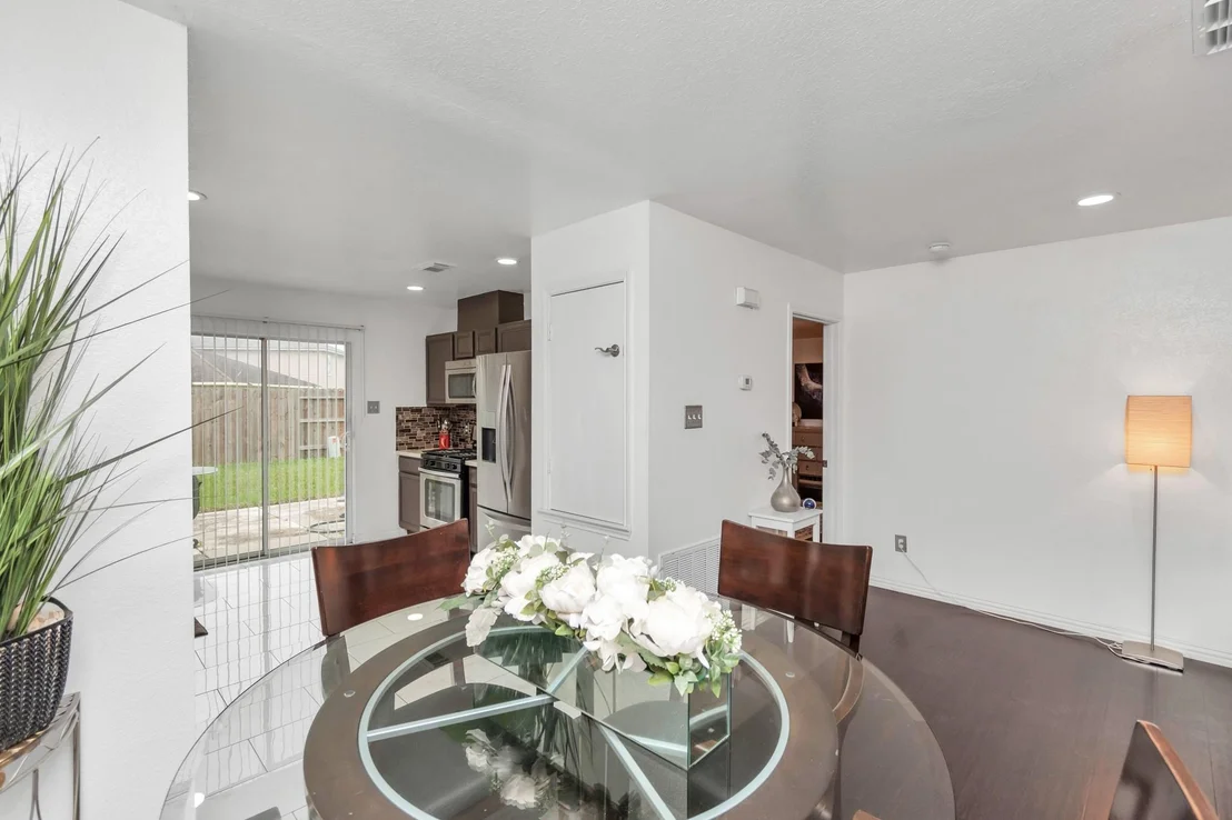Photo of 7327 Enchanted Creek Drive