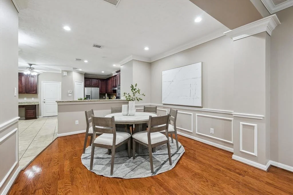 Photo of 1339 Ella Place
