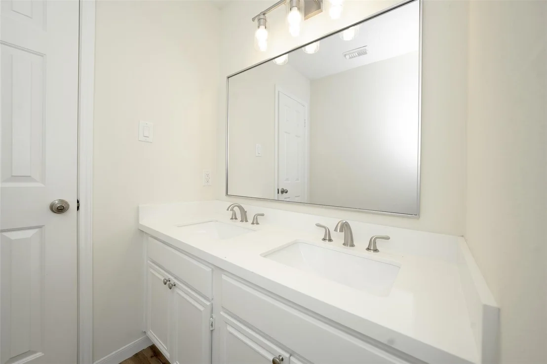 Photo of 8811 Tan Oak Circle