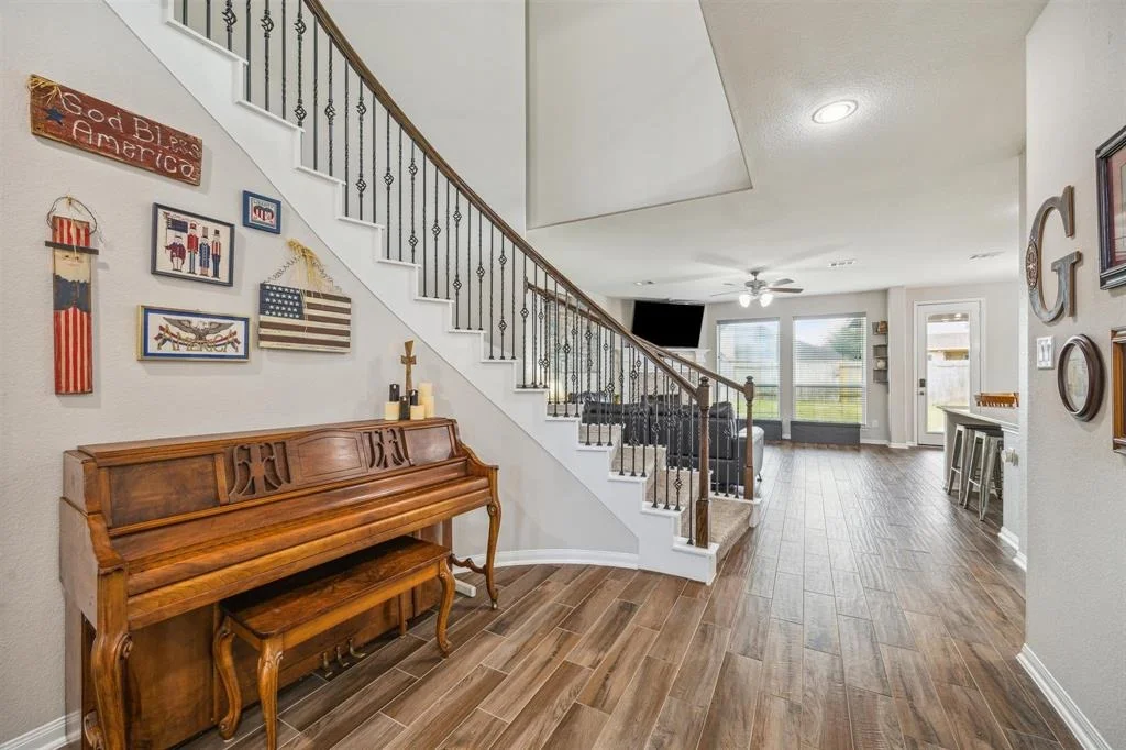 Photo of 31927 Dunham Lake Drive