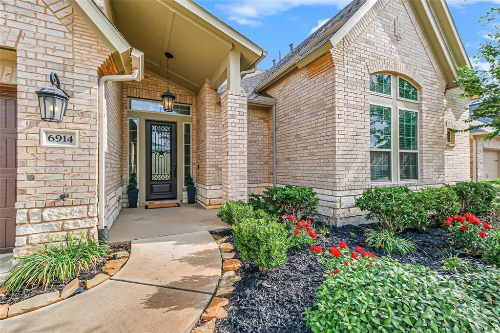 Photo of 6914 Harvest Lane