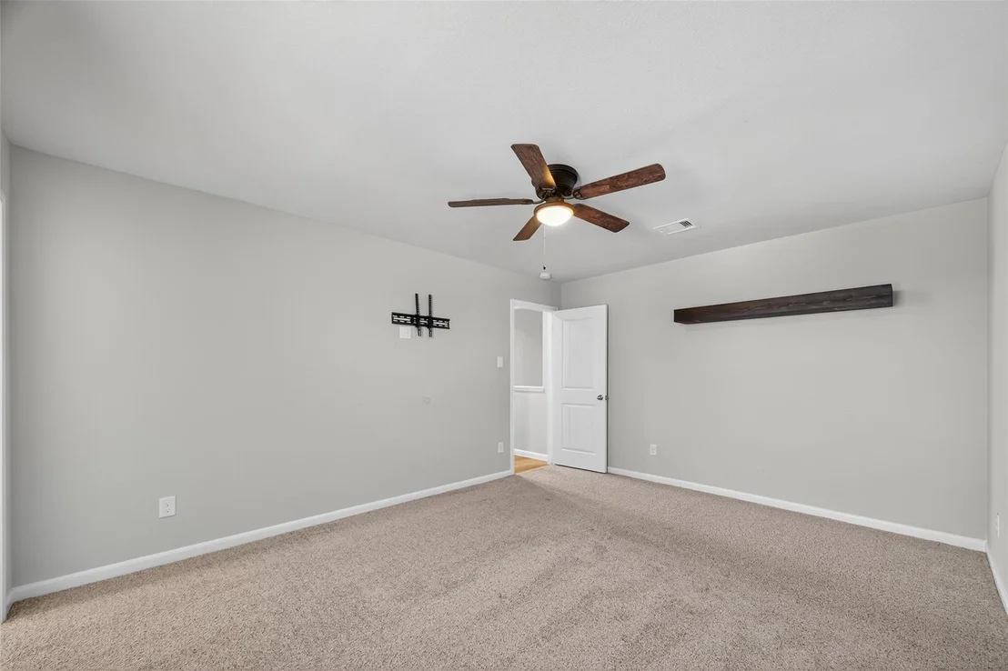 Photo of 718 Harvest Bluff Drive