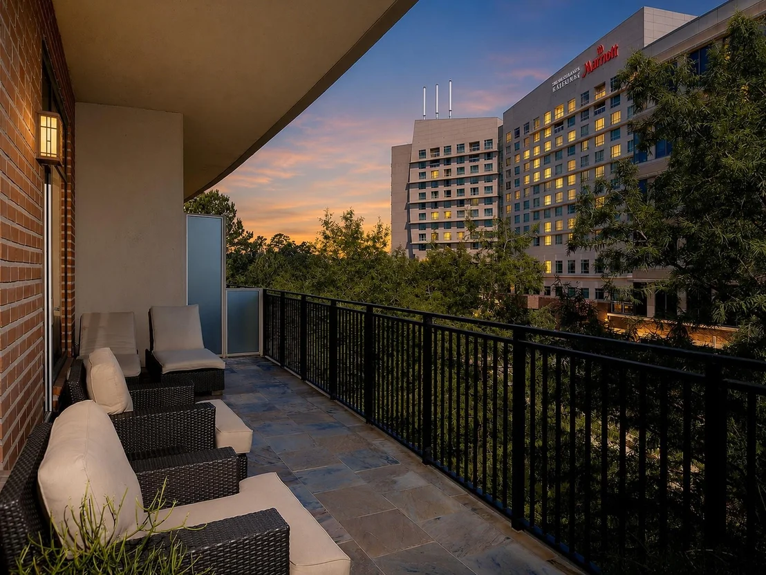 Photo of Unit 4E at 1 Waterway Court