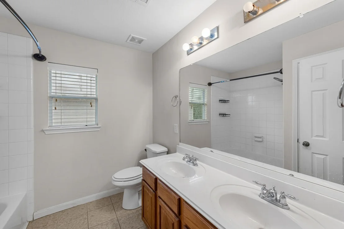 Photo of 2519 Fair Oak Street