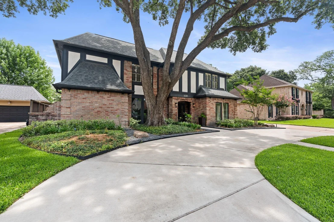 Photo of 1110 Daria Drive