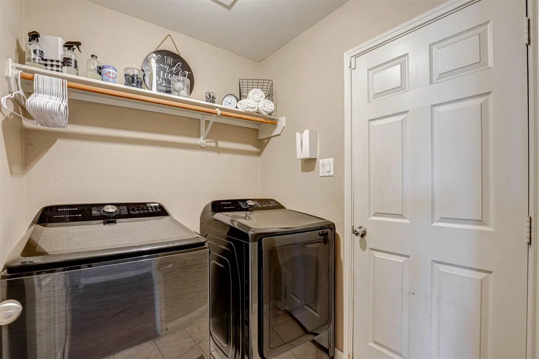 Photo of 736 Lazy Crest Drive
