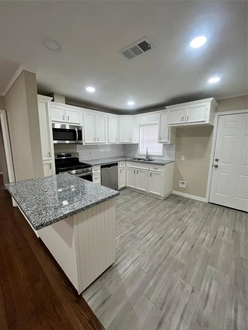 Photo of 6708 Saint Augustine Street