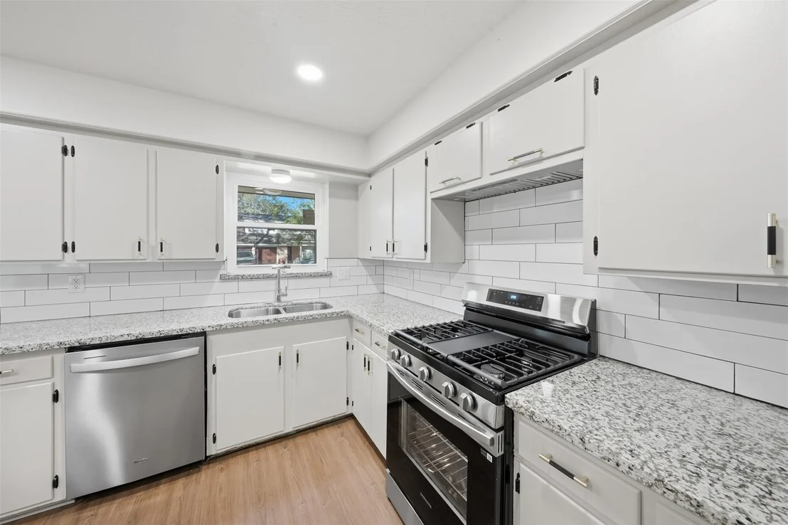 Photo of 5002 Cedar Creek Drive
