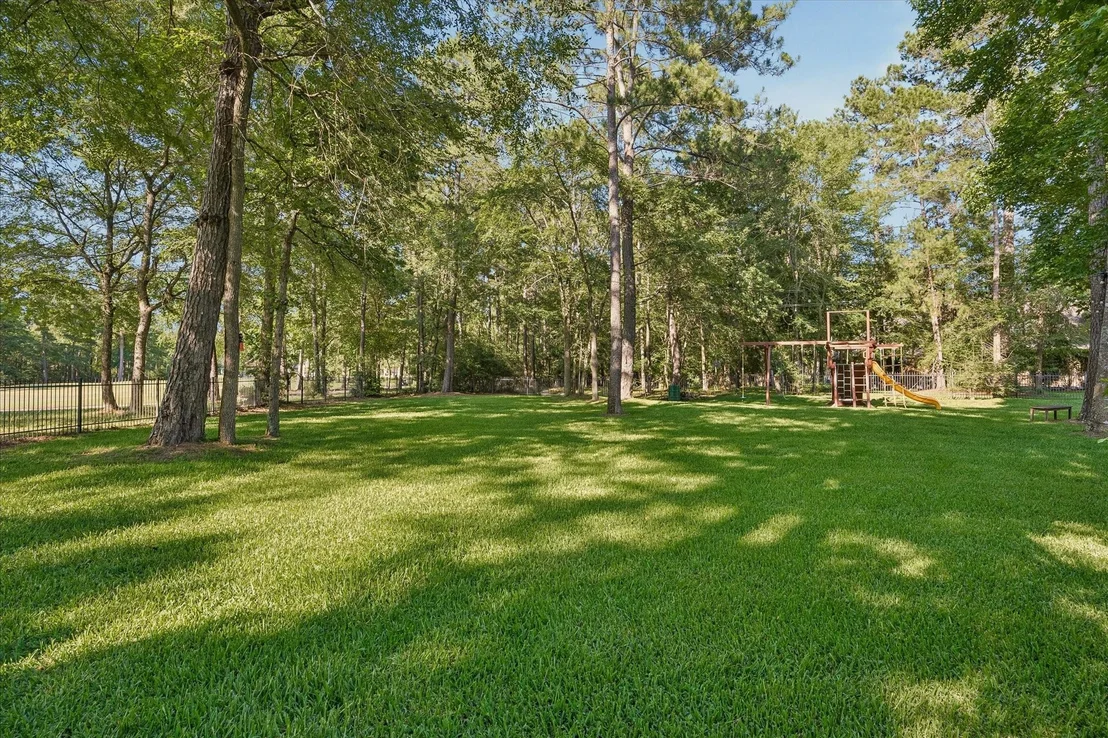 Photo of 28203 Meadow Forest