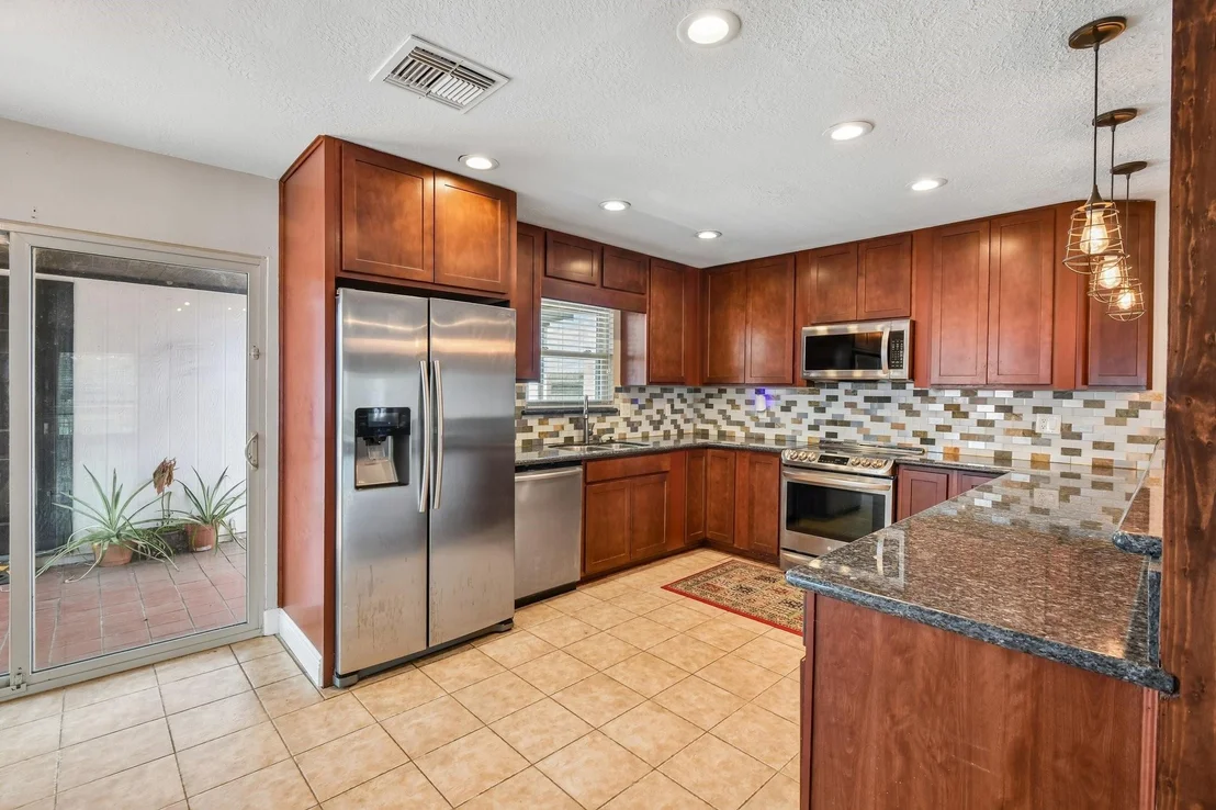 Photo of 2703 Shady Lane