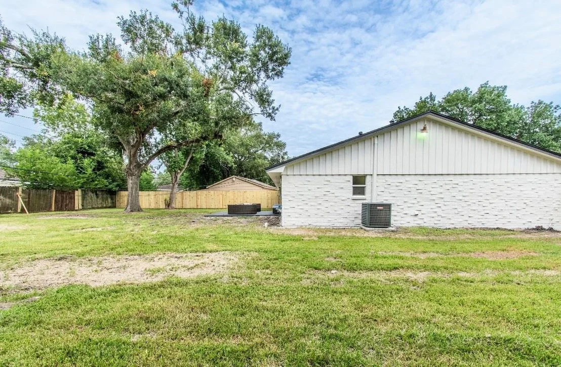 Photo of 4010 Ebbtide Drive