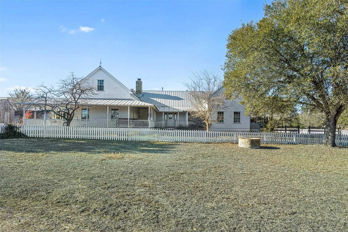 Photo of 2998 E State Highway 237
