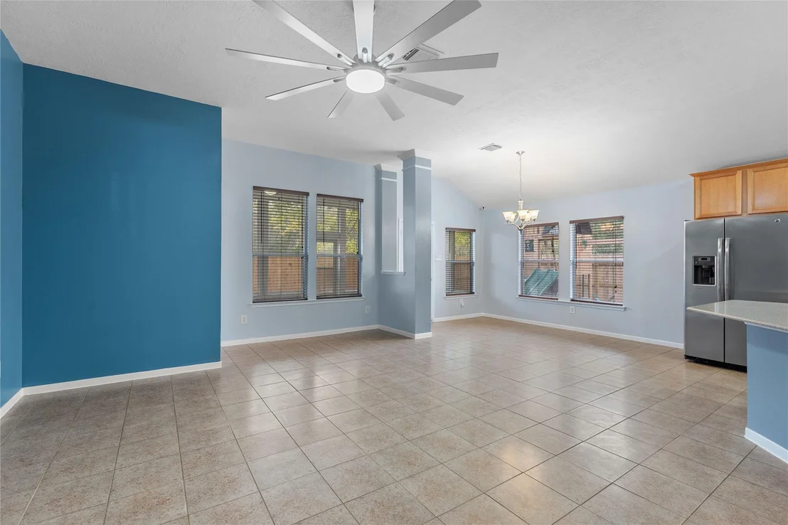 Photo of 18939 Cluster Oaks Drive