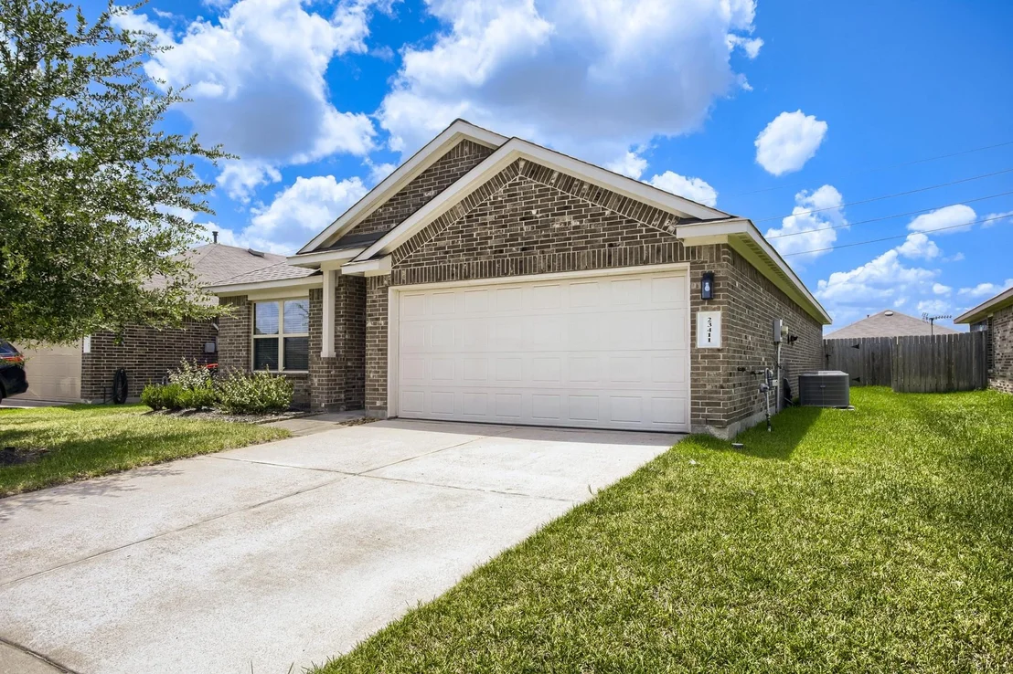 Photo of 23411 Robbers Nest Drive