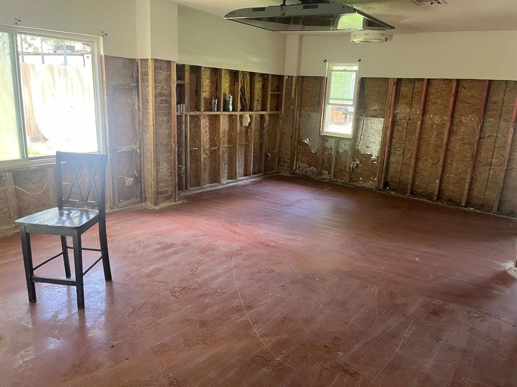 Photo of 218 Collins