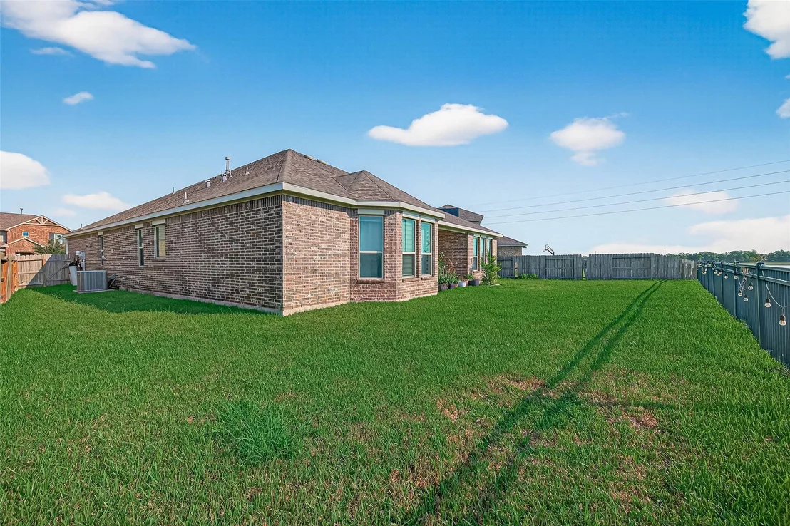 Photo of 8507 Lockridge Valley Trail