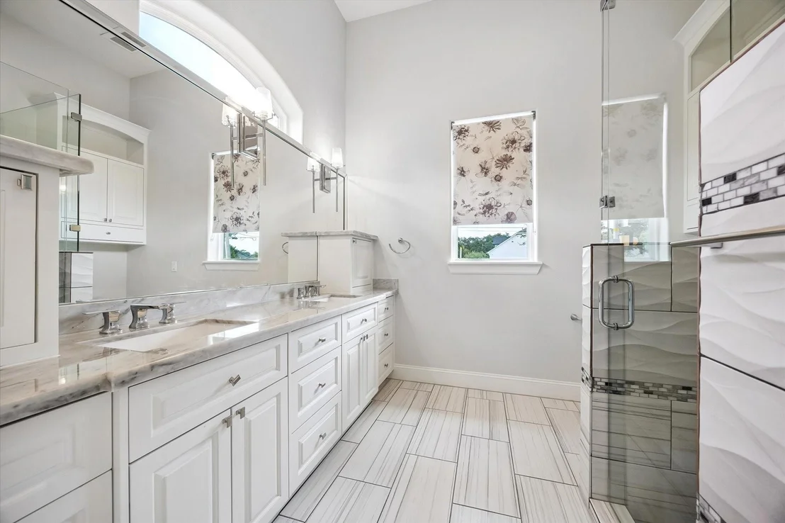 Photo of 9761 Westview Drive
